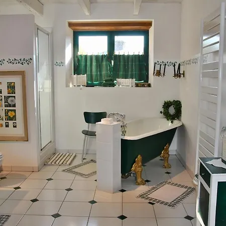 Travel Breizh - Vivez L'authenticite Pont-Aven